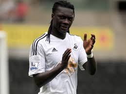Bafetimbi Gomis is “fine” now after Collapsing during Tottenham vs Swansea City