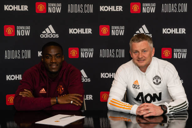 Manchester United: Eric Bailly signs new contract