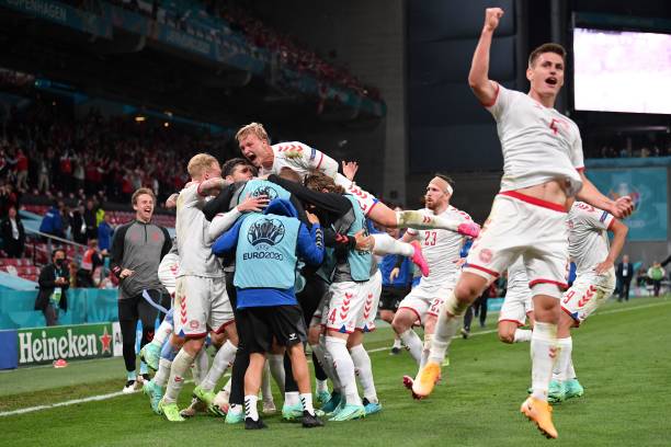 Euro 2020: Denmark outclass Russia to qualify